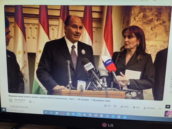 H.H. The Aga Khan was welcomed to the Presidential Palace by President Rakhmonov of Tajikistan  2008-11-01